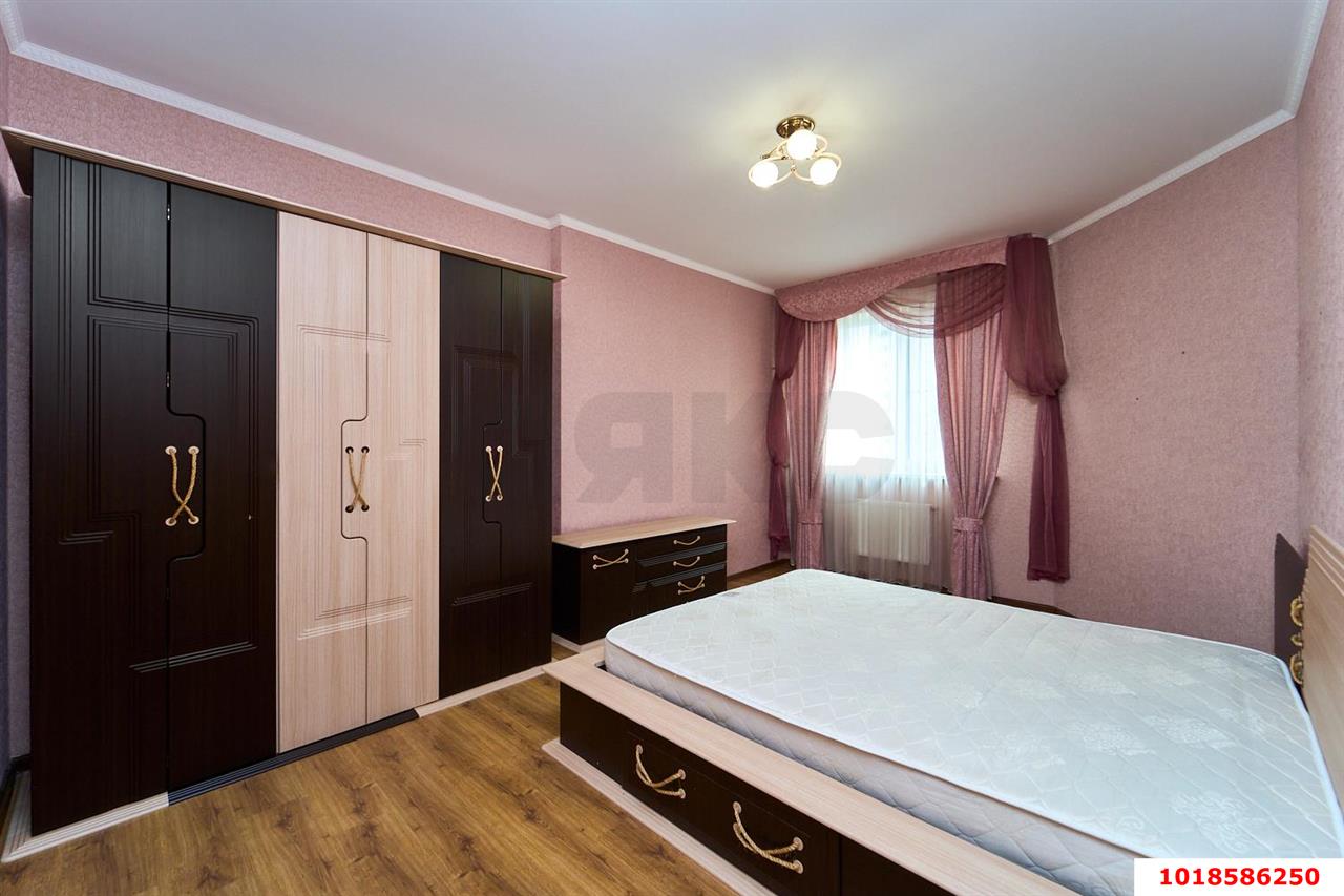 Фото №9: 2-комнатная квартира 72&nbsp;м², 11/16&nbsp;эт. - Краснодар, Западный внутригородской округ, ЖК Новый Город, мкр. Юбилейный, б-р Клары Лучко, 16