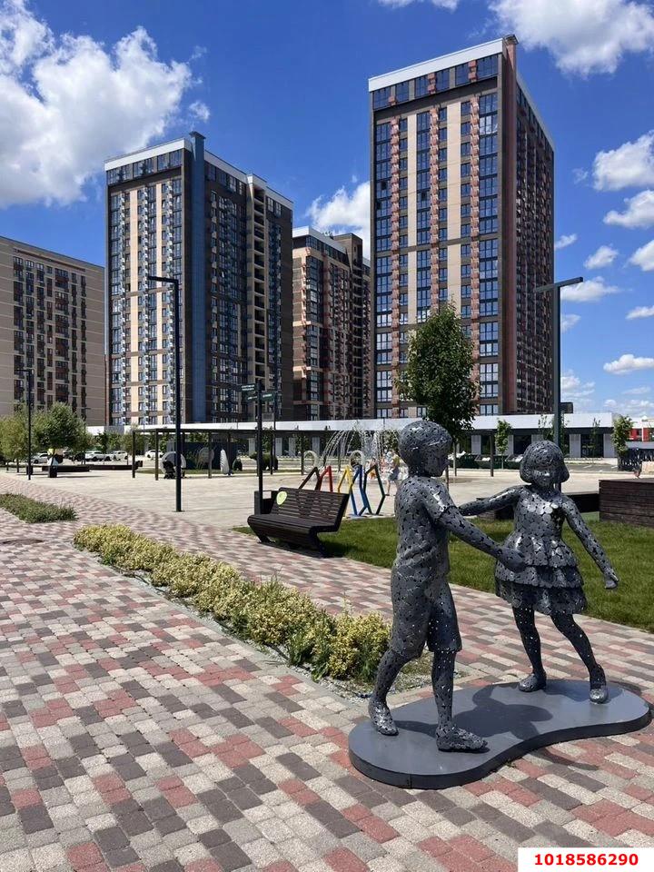 Фото №2: 2-комнатная квартира 71&nbsp;м², 13/24&nbsp;эт. - Знаменский, Карасунский внутригородской округ, мкр. Родные Просторы, ул. Природная, 10Бк21