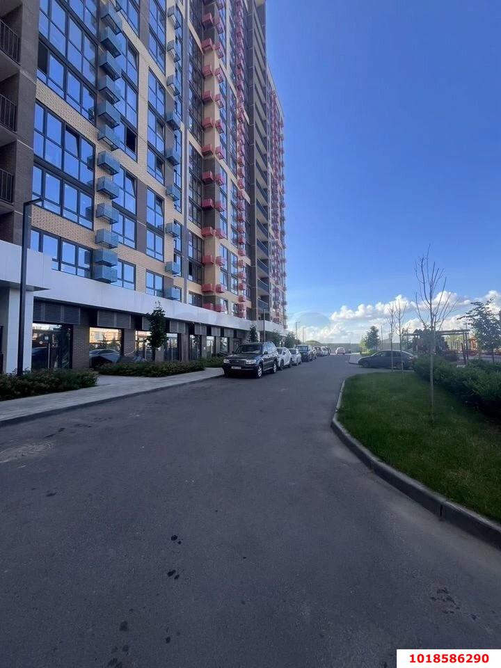 Фото №22: 2-комнатная квартира 71&nbsp;м², 13/24&nbsp;эт. - Знаменский, Карасунский внутригородской округ, мкр. Родные Просторы, ул. Природная, 10Бк21