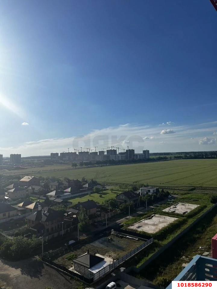 Фото №26: 2-комнатная квартира 71&nbsp;м², 13/24&nbsp;эт. - Знаменский, Карасунский внутригородской округ, мкр. Родные Просторы, ул. Природная, 10Бк21
