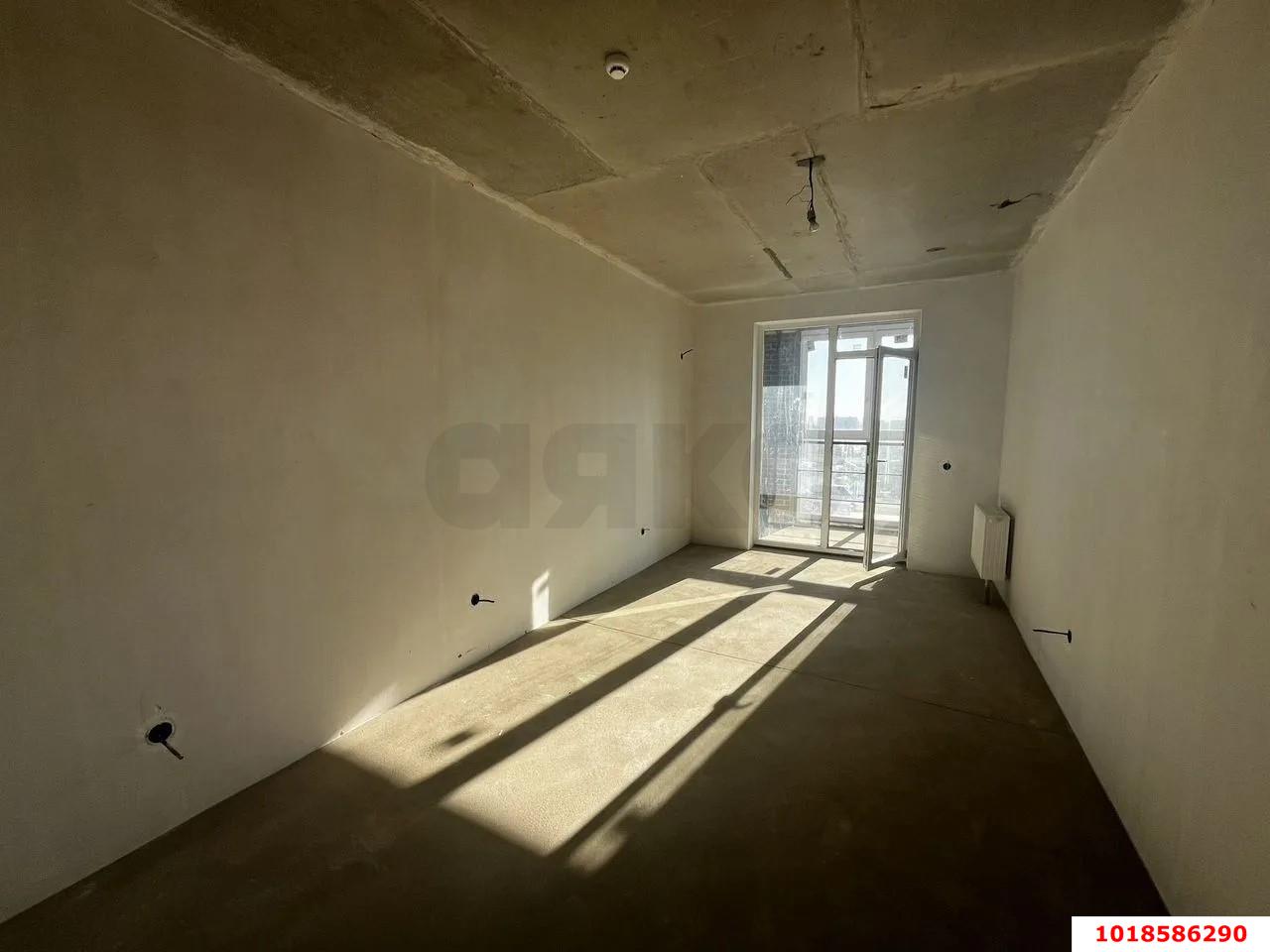Фото №6: 2-комнатная квартира 71&nbsp;м², 13/24&nbsp;эт. - Знаменский, Карасунский внутригородской округ, мкр. Родные Просторы, ул. Природная, 10Бк21