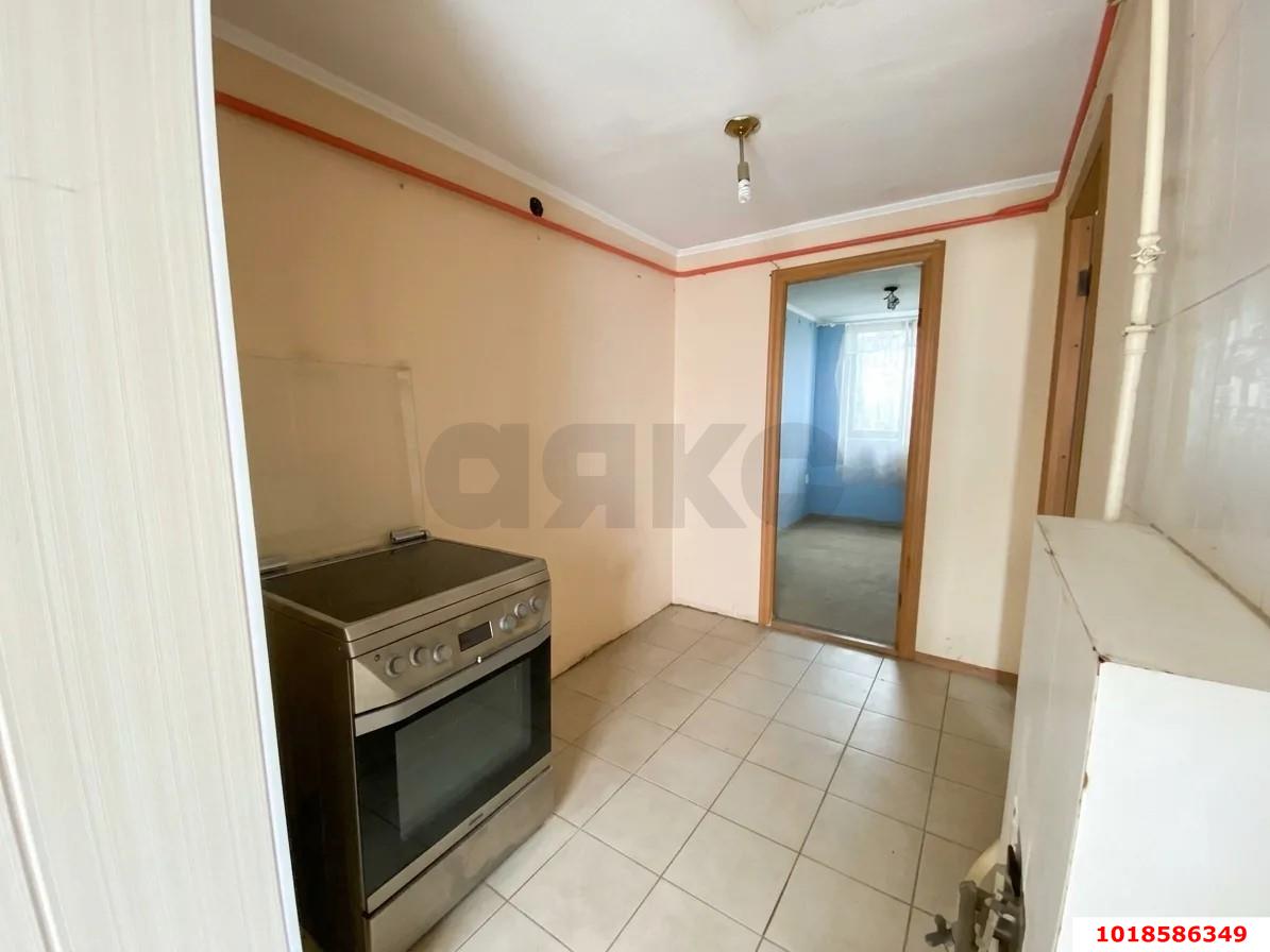 Фото №5: 2-комнатная квартира 38&nbsp;м², 1/1&nbsp;эт. - Краснодар, Центральный внутригородской округ, мкр. Центральный, ул. Гоголя, 116
