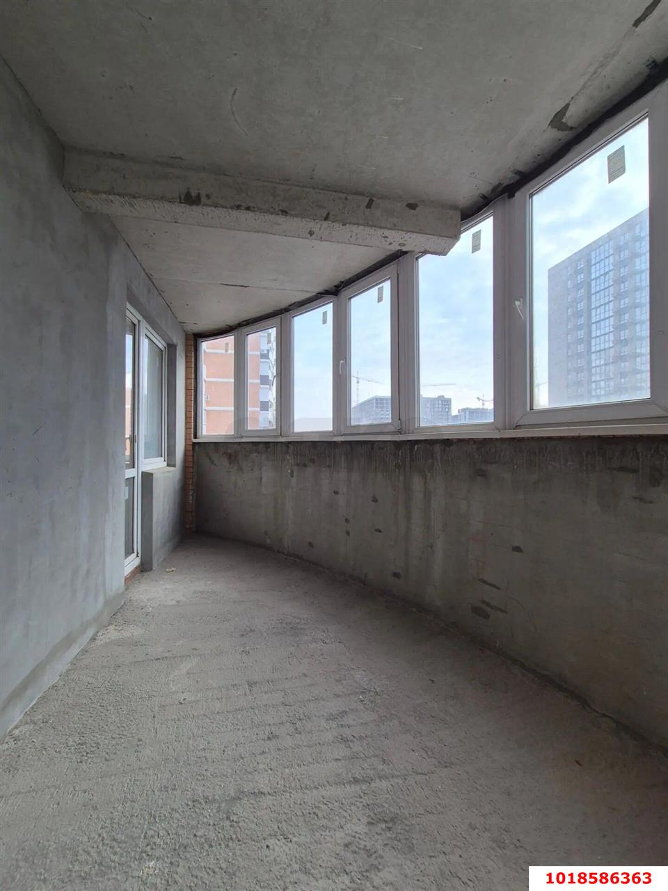 Фото №6: 2-комнатная квартира 71&nbsp;м², 5/17&nbsp;эт. - Краснодар, Прикубанский внутригородской округ, Россинского, мкр. жилой комплекс Символ, ул. Командорская, 9/1