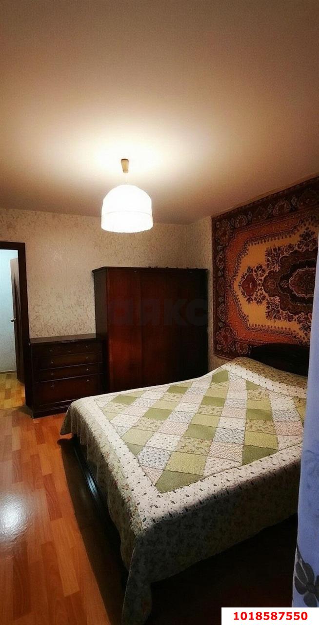 Фото №7: 2-комнатная квартира 74&nbsp;м², 9/16&nbsp;эт. - Краснодар, Центральный внутригородской округ, жилой комплекс имени Чехова, мкр. Дубинка, ул. 1-я Линия Поймы реки Кубань, 2
