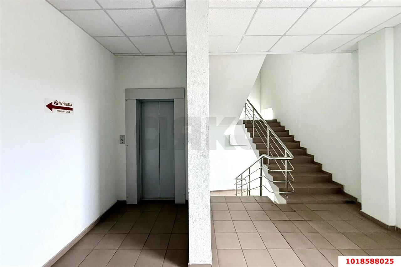 Фото №10: Офисное помещение 23&nbsp;м², 5/5&nbsp;эт. - Краснодар, Карасунский внутригородской округ, ж/м Пашковский, ул. имени В.Н. Мачуги, 41