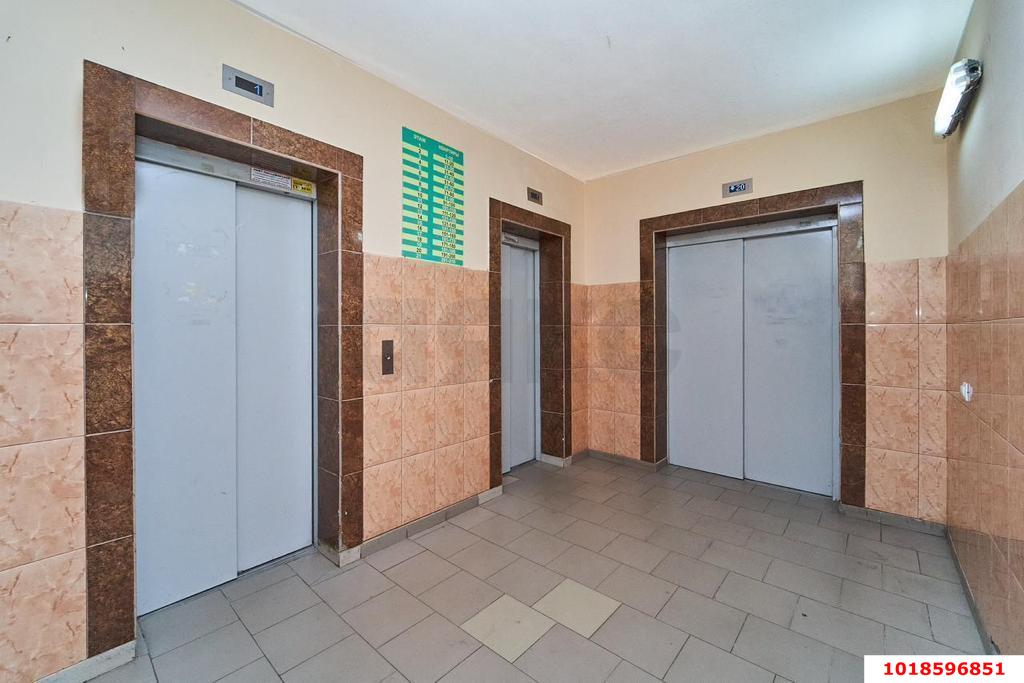 Фото №12: 1-комнатная квартира 38&nbsp;м², 9/17&nbsp;эт. - Краснодар, Прикубанский внутригородской округ, Восточно-Кругликовский, мкр. ЖК Возрождение, ул. имени 40-летия Победы, 109