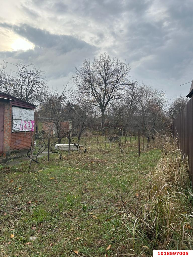 Фото №6: Дом 24&nbsp;м² + 4.57&nbsp;сот., 1&nbsp;эт. - Железнодорожник, мкр. Карасунский внутригородской округ, ул. Трудовая, 29