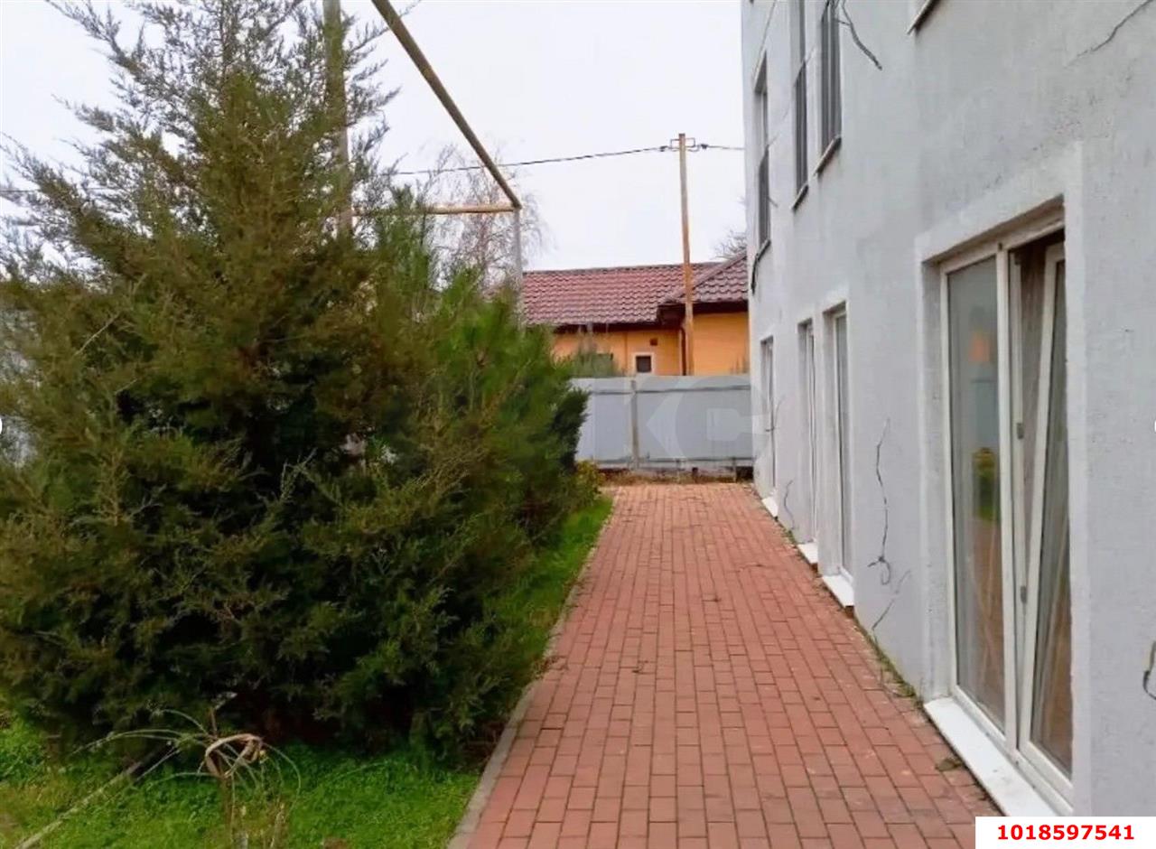Фото №10: Студия 25&nbsp;м², 1/3&nbsp;эт. - Тамань, ул. Карла Маркса, 229
