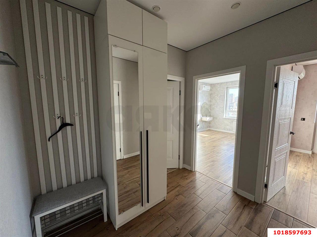Фото №7: 3-комнатная квартира 70&nbsp;м², 4/16&nbsp;эт. - Краснодар, Прикубанский внутригородской округ, мкр. жилой комплекс Самолёт-4, ул. Ивана Беличенко, 95к1