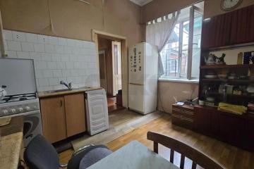 Фото №1: 3-комнатная квартира 61 м², 1/1 эт. - Краснодар, мкр. Центральный, ул. Янковского, 74