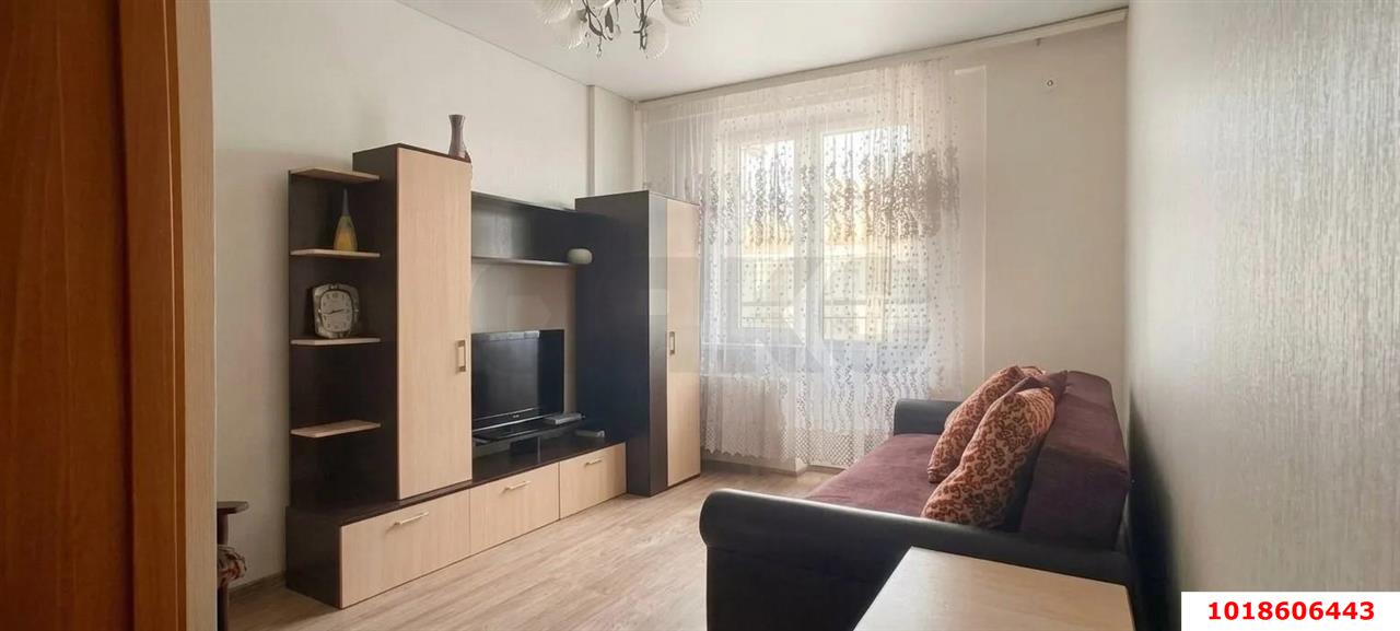 Фото №1: 1-комнатная квартира 36&nbsp;м², 5/5&nbsp;эт. - Краснодар, Прикубанский внутригородской округ, мкр. ЖК Подсолнухи, ул. Сахалинская, 15к2