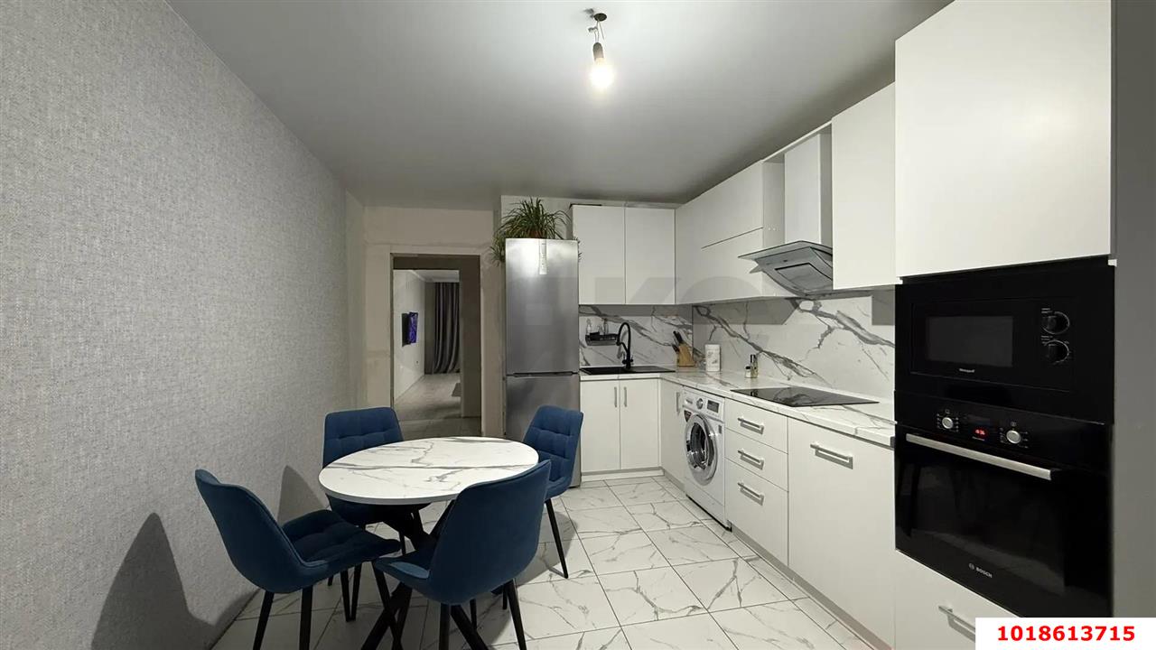 Фото №3: 2-комнатная квартира 71&nbsp;м², 12/19&nbsp;эт. - Краснодар, Карасунский внутригородской округ, мкр. Почтовый, пр-кт имени писателя Знаменского, 9к3