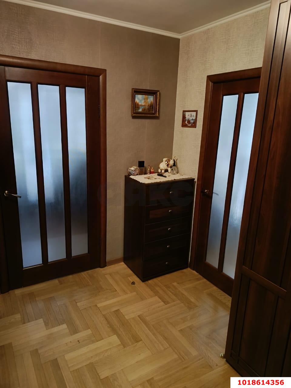 Фото №8: 2-комнатная квартира 60&nbsp;м², 2/10&nbsp;эт. - Краснодар, мкр. Западный внутригородской округ, ул. Одесская, 8