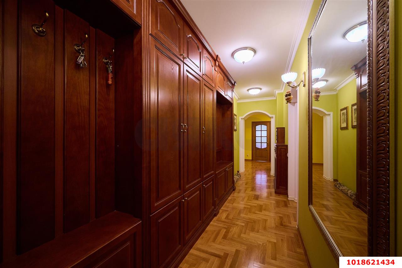 Фото №24: 3-комнатная квартира 122&nbsp;м², 10/14&nbsp;эт. - Краснодар, Западный внутригородской округ, мкр. Центральный, ул. имени Пушкина, 5