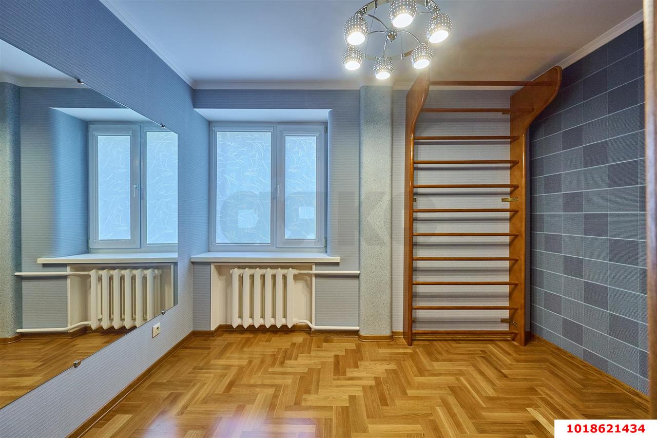 Фото №15: 3-комнатная квартира 122&nbsp;м², 10/14&nbsp;эт. - Краснодар, Западный внутригородской округ, мкр. Центральный, ул. имени Пушкина, 5