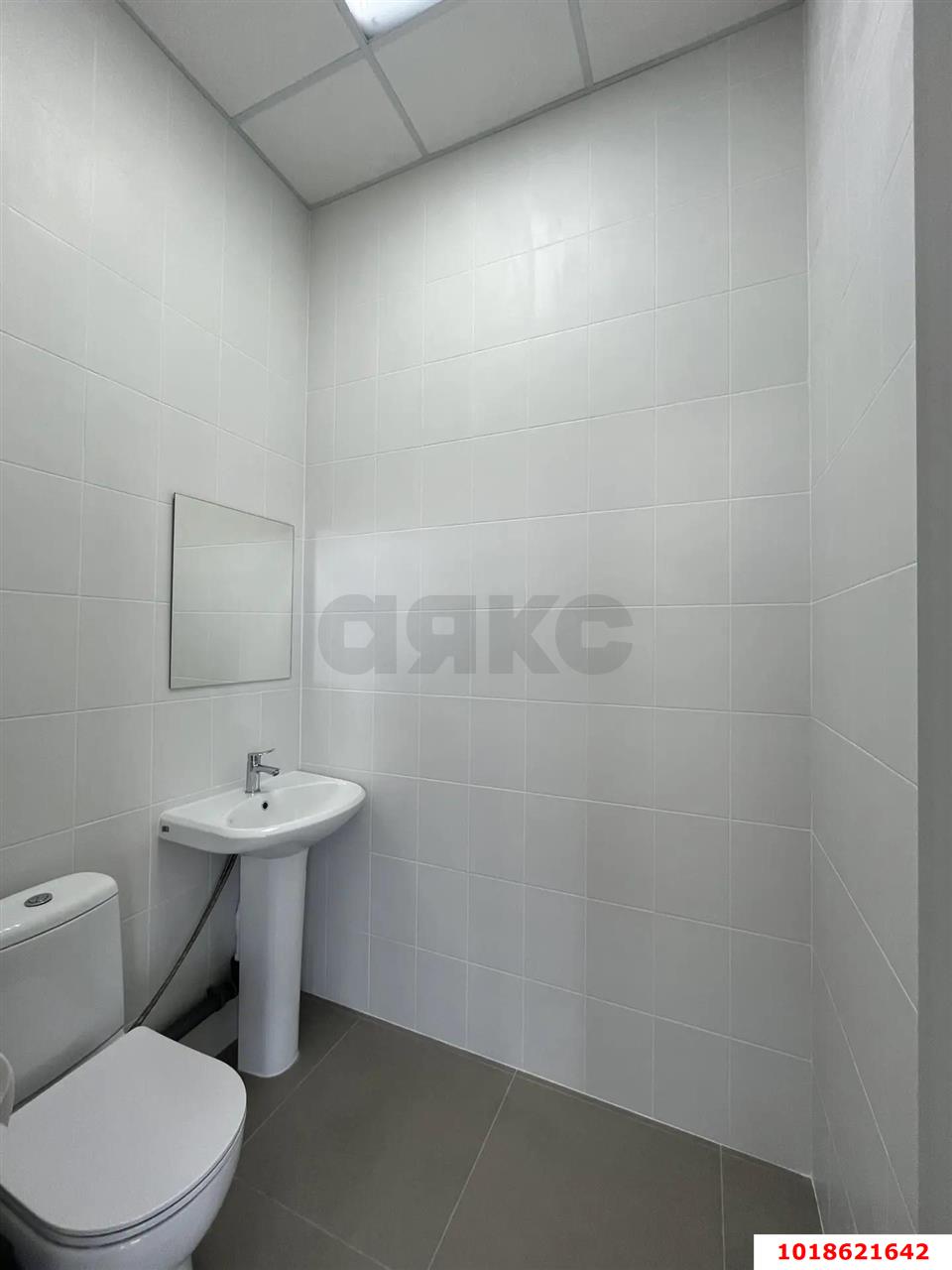 Фото №6: Торговое помещение 65&nbsp;м², 1/20&nbsp;эт. - Краснодар, Прикубанский внутригородской округ, Россинского, мкр. жилой комплекс Атлант, ул. Адмирала Крузенштерна, 6к3