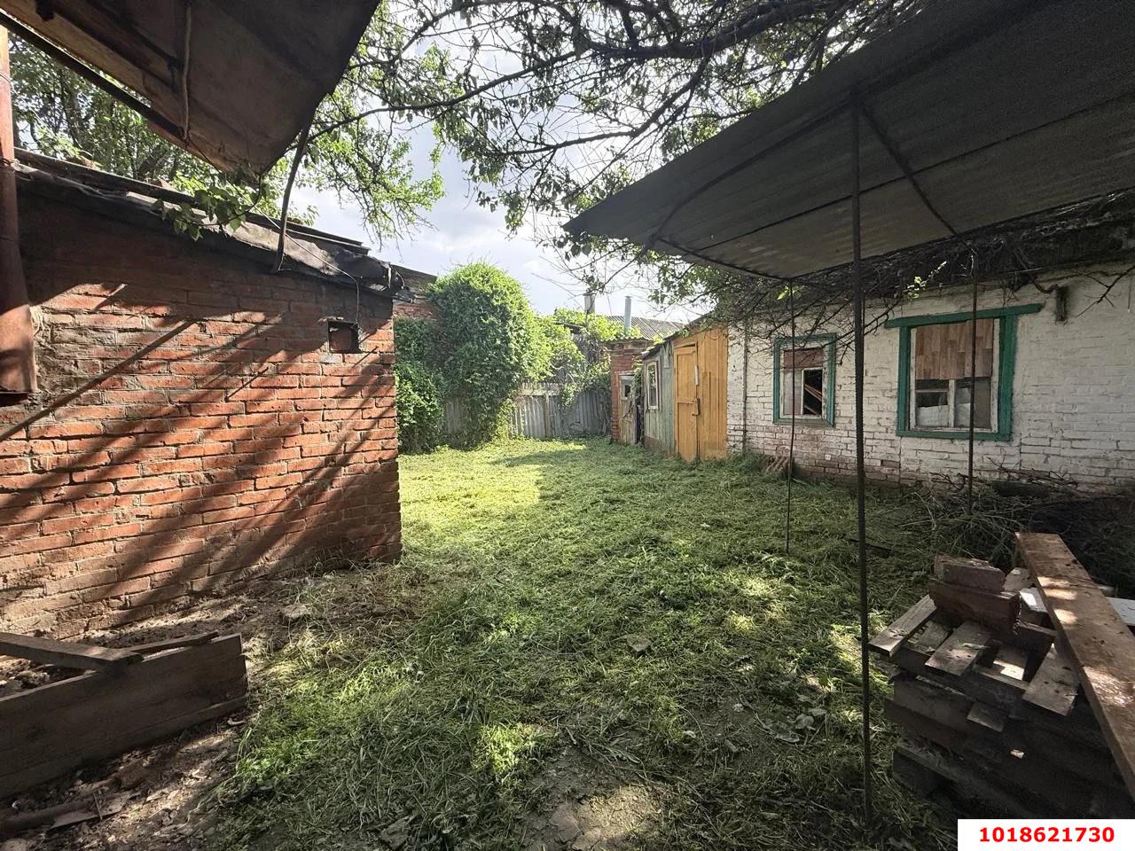 Фото №1: Дом 56&nbsp;м² + 4&nbsp;сот., 1&nbsp;эт. - Краснодар, Прикубанский внутригородской округ, п. Кирпичного Завода, ул. имени Калинина, 44