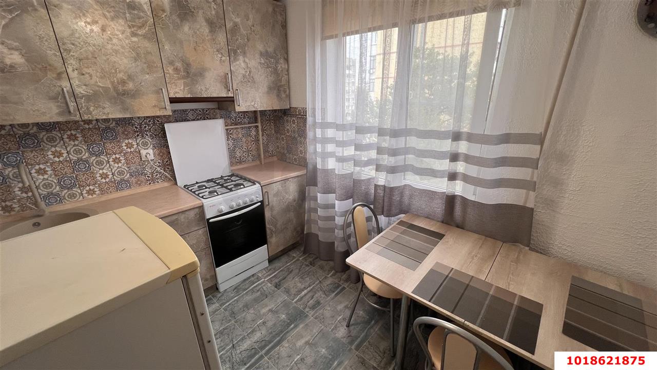 Фото №1: 1-комнатная квартира 34&nbsp;м², 6/9&nbsp;эт. - Краснодар, Карасунский внутригородской округ, мкр. Комсомольский, ул. 30-й Иркутской Дивизии, 8