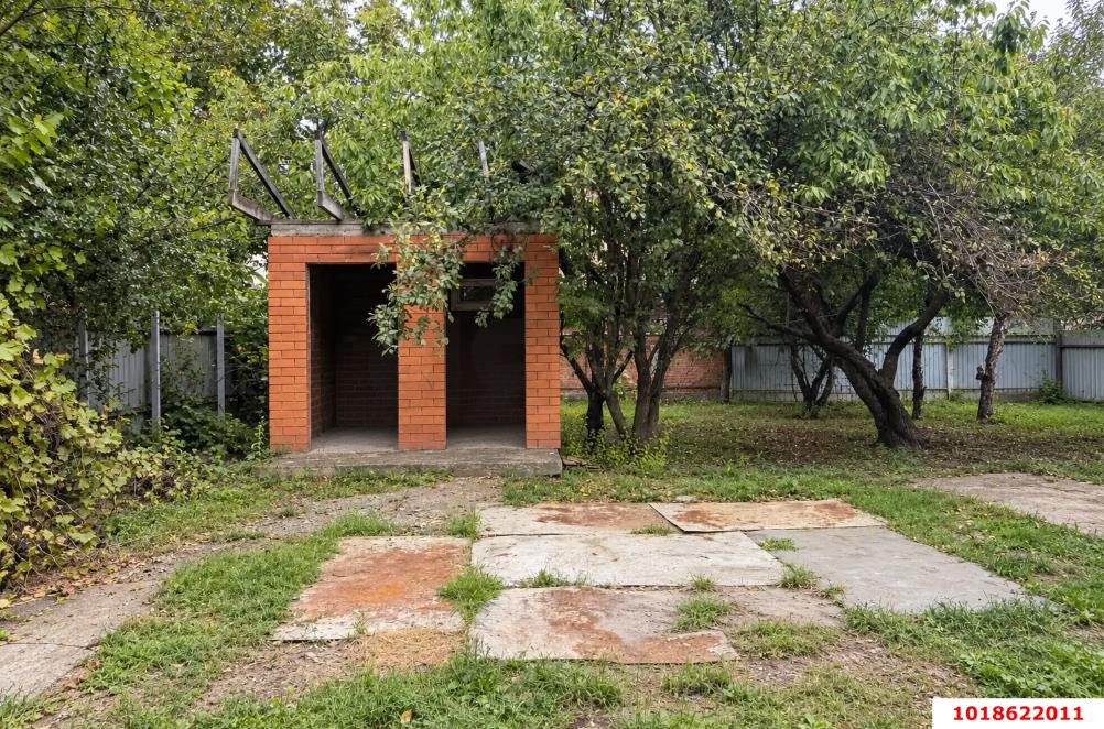 Фото №8: Дом 242&nbsp;м² + 8.12&nbsp;сот., 2&nbsp;эт. - Краснодар, Прикубанский внутригородской округ, СТ Садовод-2, мкр. СНТ Садовод 2, ул. Абрикосовая, 25