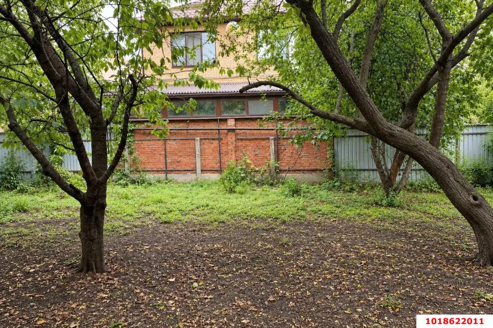 Фото №9: Дом 242&nbsp;м² + 8.12&nbsp;сот., 2&nbsp;эт. - Краснодар, Прикубанский внутригородской округ, СТ Садовод-2, мкр. СНТ Садовод 2, ул. Абрикосовая, 25