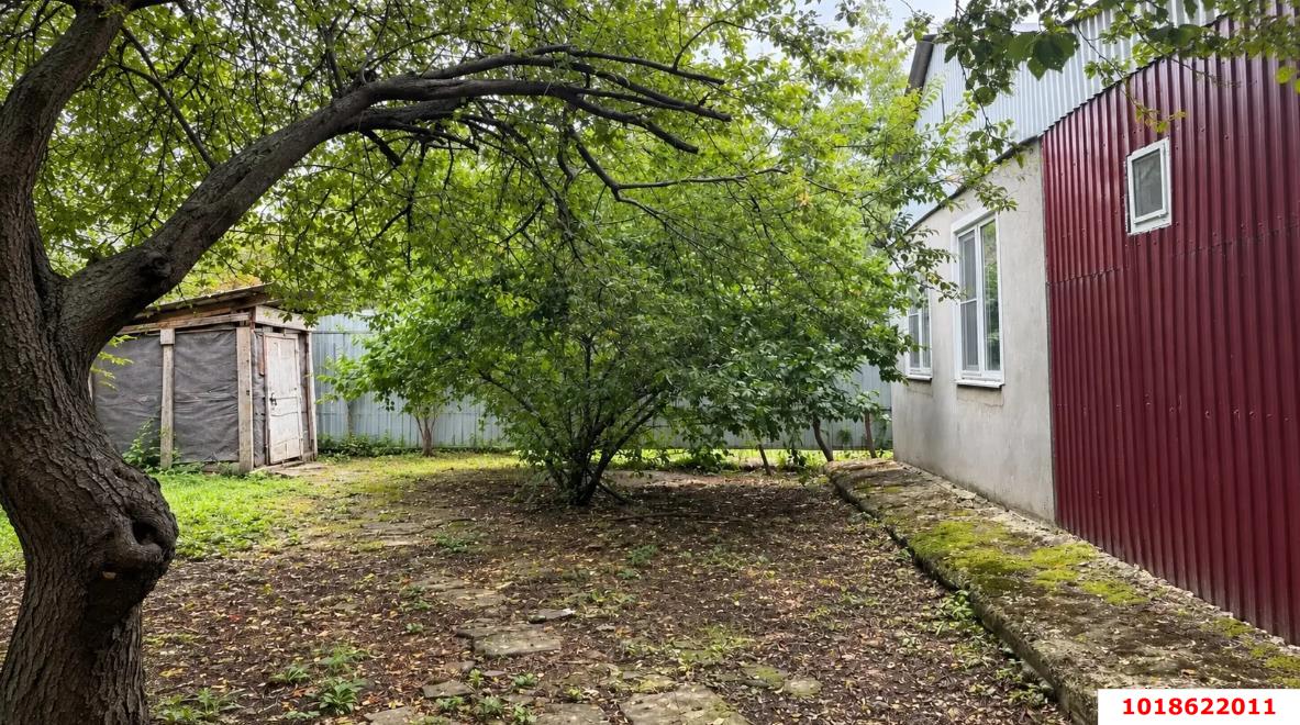 Фото №11: Дом 242&nbsp;м² + 8.12&nbsp;сот., 2&nbsp;эт. - Краснодар, Прикубанский внутригородской округ, СТ Садовод-2, мкр. СНТ Садовод 2, ул. Абрикосовая, 25