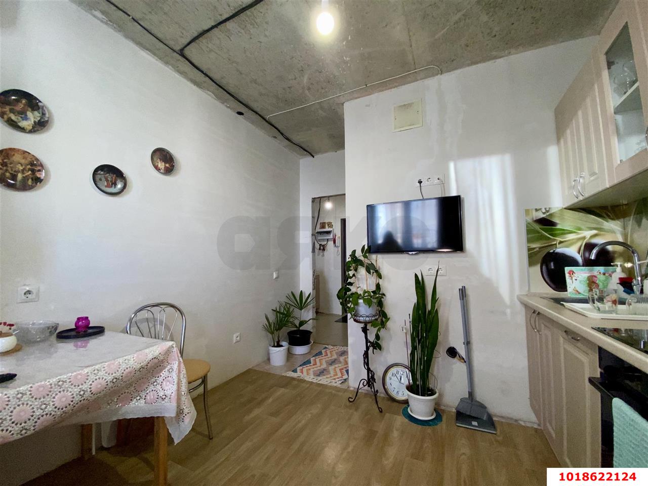 Фото №6: 1-комнатная квартира 38&nbsp;м², 14/17&nbsp;эт. - Краснодар, Прикубанский внутригородской округ, имени Петра Метальникова, мкр. ЖК Времена Года 3, ул. Цезаря Куникова, 24к2