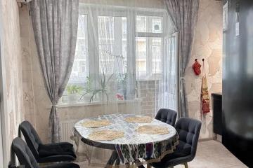 Фото №1: 3-комнатная квартира 63 м², 4/17 эт. - Краснодар, мкр. жилой комплекс Дыхание, ул. Лётчика Позднякова, 2к18