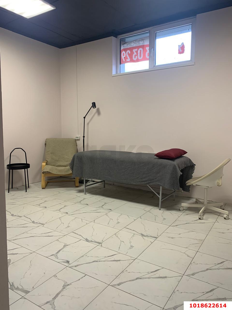 Фото №4: Торговое помещение 65&nbsp;м², 16&nbsp;эт. - Краснодар, Прикубанский внутригородской округ, Краевая Клиническая Больница, мкр. жилой комплекс Олимп, ул. Домбайская, 10/2