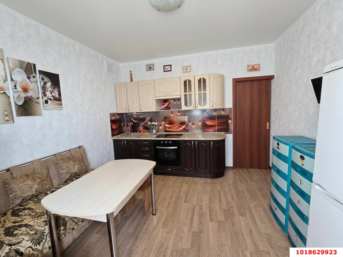Фото №7: 2-комнатная квартира 62&nbsp;м², 1/6&nbsp;эт. - Краснодар, Прикубанский внутригородской округ, мкр. Музыкальный, ул. Московская, 152