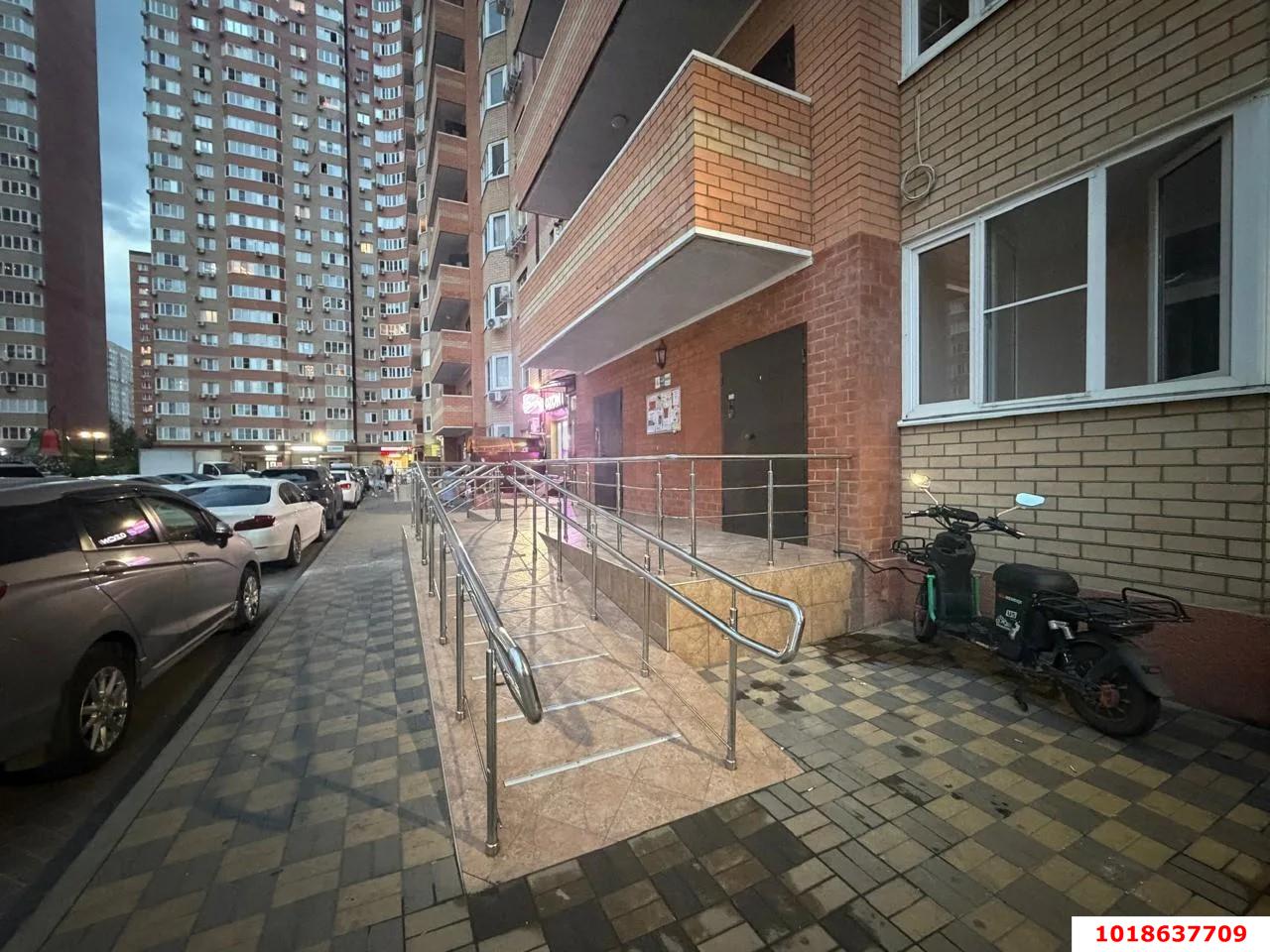 Фото №11: Студия 26&nbsp;м², 12/24&nbsp;эт. - Краснодар, Прикубанский внутригородской округ, мкр. ЖК Губернский, ул. им. Героя Яцкова И.В., 15к2