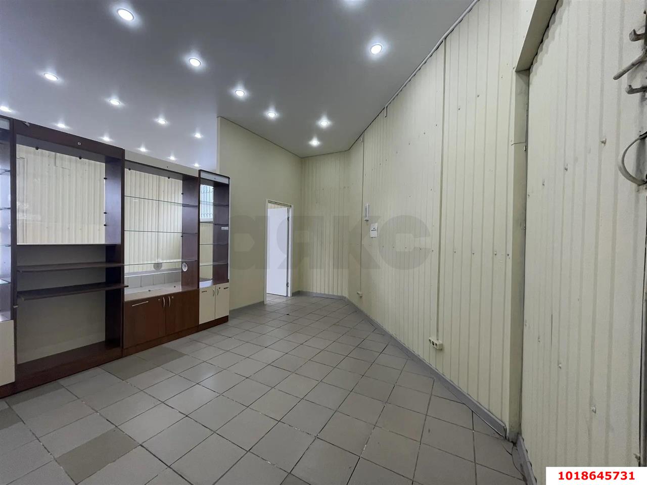 Фото №2: Торговое помещение 72&nbsp;м², 1/1&nbsp;эт. - Краснодар, Карасунский внутригородской округ, мкр. Хлопчато-бумажный Комбинат, ул. Лизы Чайкиной