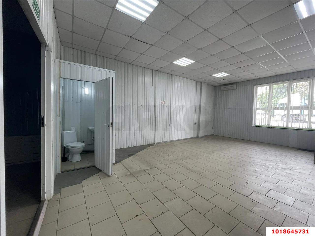 Фото №5: Торговое помещение 72&nbsp;м², 1/1&nbsp;эт. - Краснодар, Карасунский внутригородской округ, мкр. Хлопчато-бумажный Комбинат, ул. Лизы Чайкиной