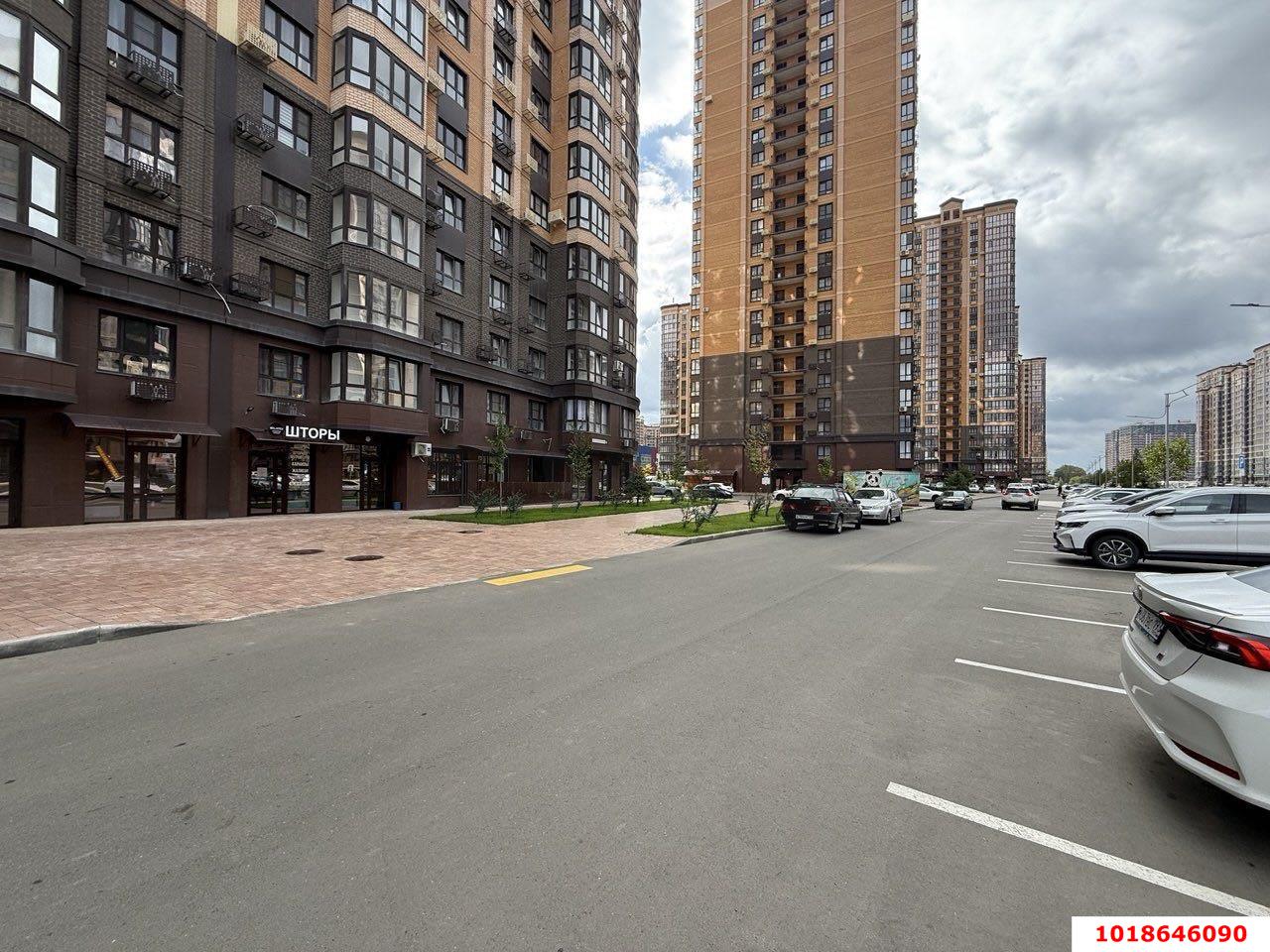 Фото №1: Торговое помещение 60&nbsp;м², 1/20&nbsp;эт. - Краснодар, Прикубанский внутригородской округ, мкр. Достояние, ул. Григория Булгакова