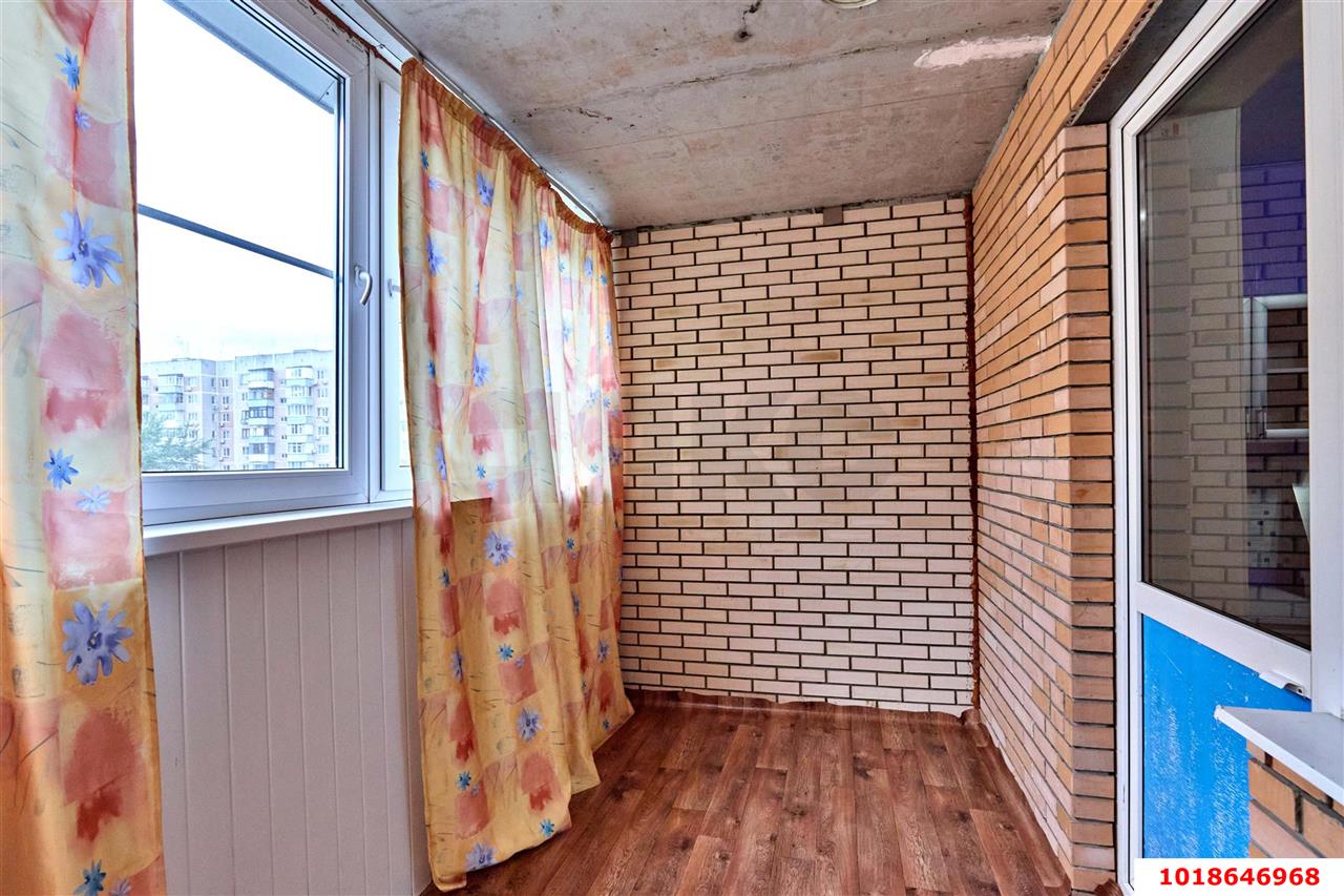 Фото №12: 1-комнатная квартира 57&nbsp;м², 5/14&nbsp;эт. - Краснодар, Западный внутригородской округ, мкр. Юбилейный, ул. Думенко, 21