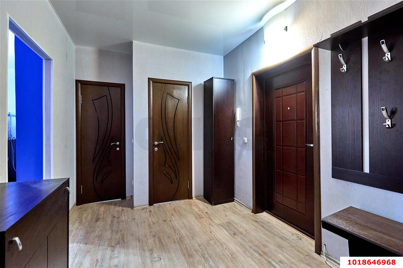 Фото №10: 1-комнатная квартира 57&nbsp;м², 5/14&nbsp;эт. - Краснодар, Западный внутригородской округ, мкр. Юбилейный, ул. Думенко, 21