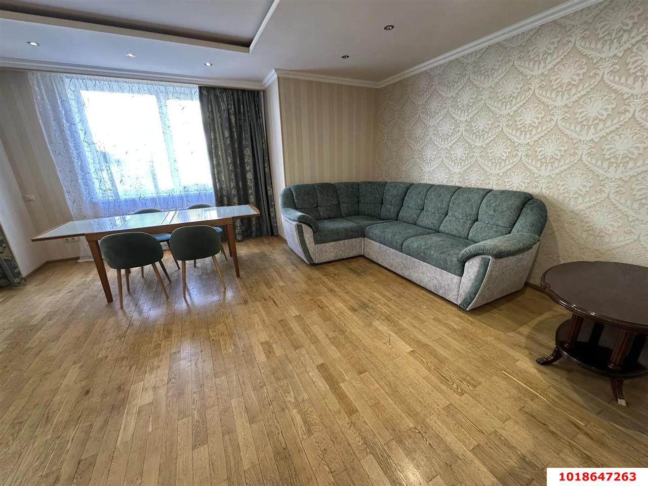 Фото №4: 2-комнатная квартира 108&nbsp;м², 3/10&nbsp;эт. - Краснодар, Прикубанский внутригородской округ, Солнечный, мкр. Фестивальный, ул. Архитектора Ишунина, 2