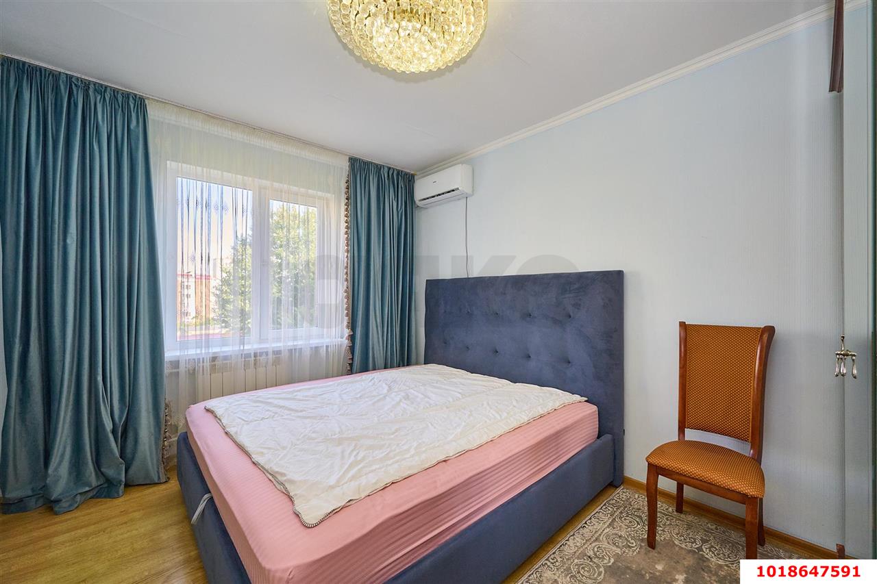 Фото №5: 3-комнатная квартира 70&nbsp;м², 5/10&nbsp;эт. - Краснодар, Западный внутригородской округ, мкр. Юбилейный, пр-кт Чекистов, 4