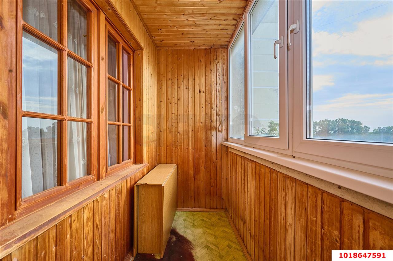 Фото №12: 3-комнатная квартира 70&nbsp;м², 5/10&nbsp;эт. - Краснодар, Западный внутригородской округ, мкр. Юбилейный, пр-кт Чекистов, 4