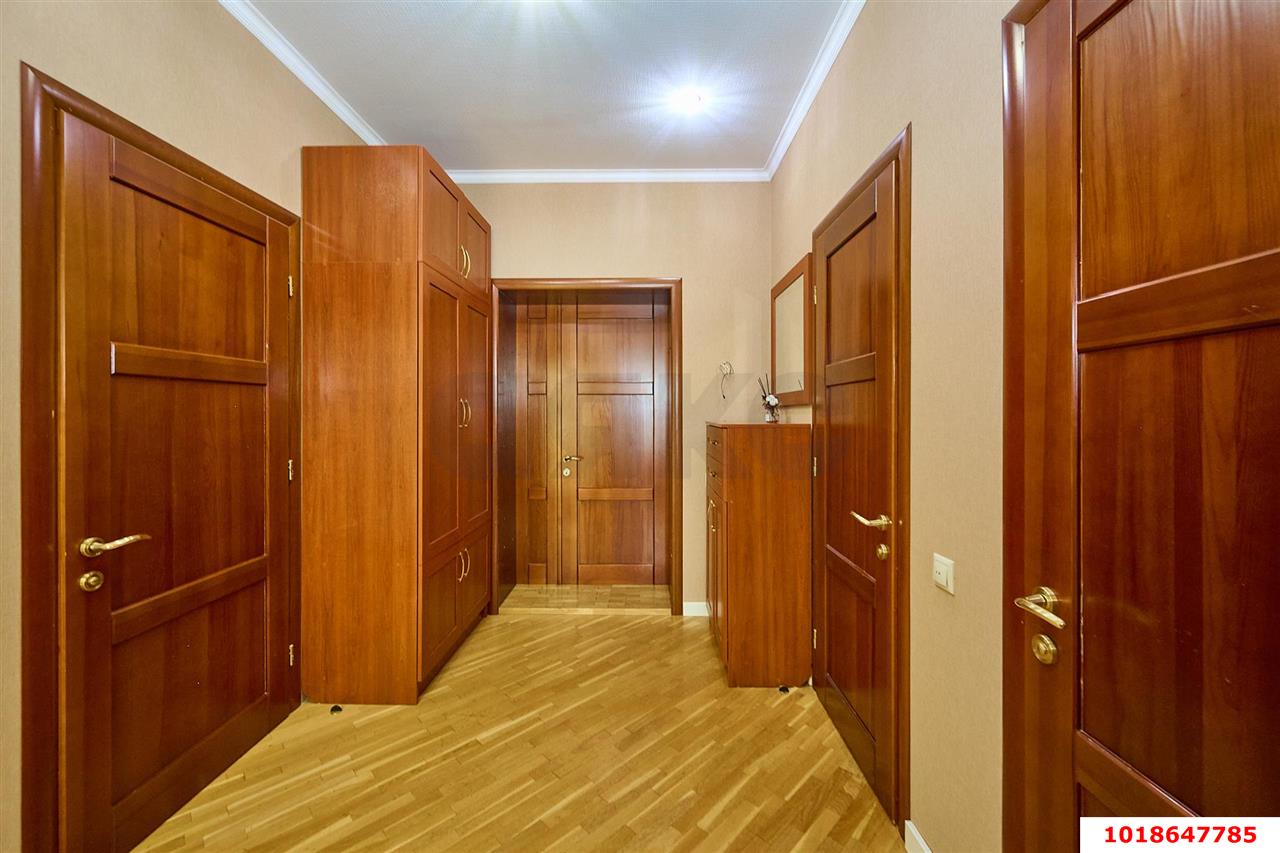 Фото №25: Дом 282&nbsp;м² + 3.3&nbsp;сот., 2&nbsp;эт. - Краснодар, Карасунский внутригородской округ, ж/м Пашковский, ул. Выгонная, 22