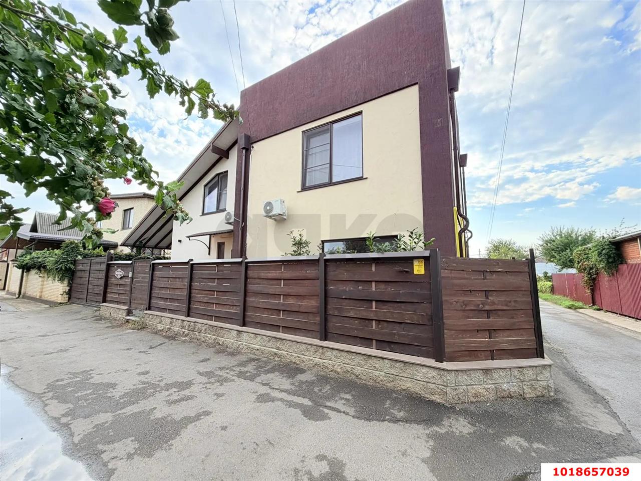 Фото №24: Дом 318&nbsp;м² + 4.5&nbsp;сот., 4&nbsp;эт. - Калина, мкр. Прикубанский внутригородской округ, ул. Садовая