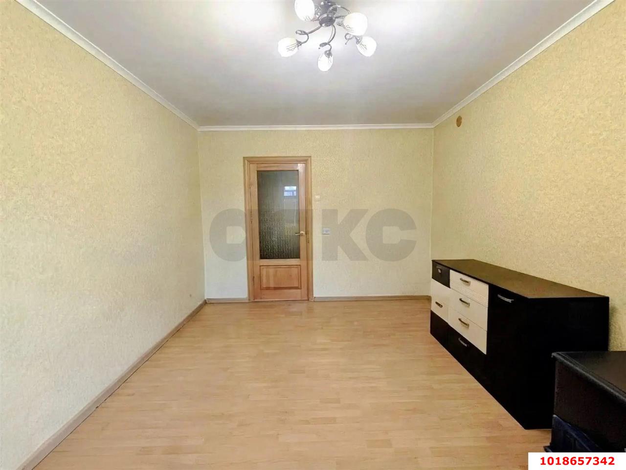 Фото №6: 3-комнатная квартира 72&nbsp;м², 5/10&nbsp;эт. - Краснодар, Западный внутригородской округ, мкр. Юбилейный, пр-кт Чекистов, 4