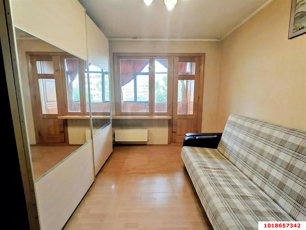 Фото №7: 3-комнатная квартира 72&nbsp;м², 5/10&nbsp;эт. - Краснодар, Западный внутригородской округ, мкр. Юбилейный, пр-кт Чекистов, 4