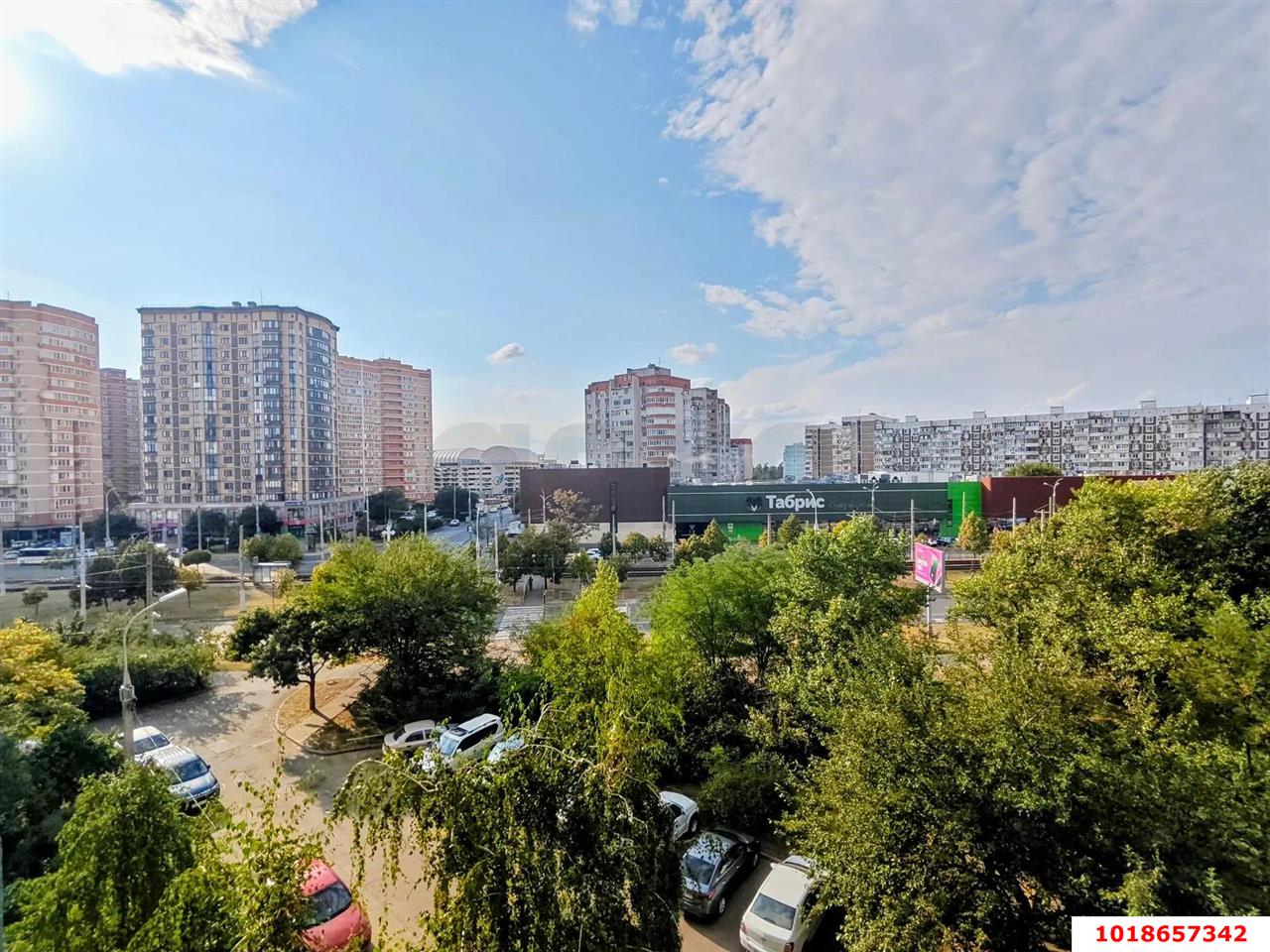 Фото №18: 3-комнатная квартира 72&nbsp;м², 5/10&nbsp;эт. - Краснодар, Западный внутригородской округ, мкр. Юбилейный, пр-кт Чекистов, 4