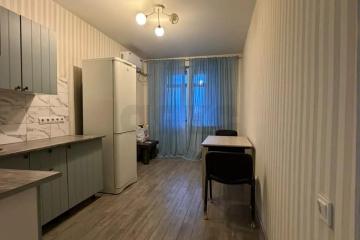 Фото №1: 1-комнатная квартира 43 м², 4/6 эт. - Краснодар, мкр. жилой комплекс Мирный, ул. им. Сорока А.М., 2