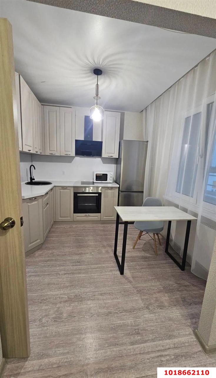 Фото №2: 1-комнатная квартира 30&nbsp;м², 9/16&nbsp;эт. - Краснодар, Прикубанский внутригородской округ, Восточный, мкр. жилой комплекс Квартал № 6, ул. имени 75-летия Победы, 26/1к1