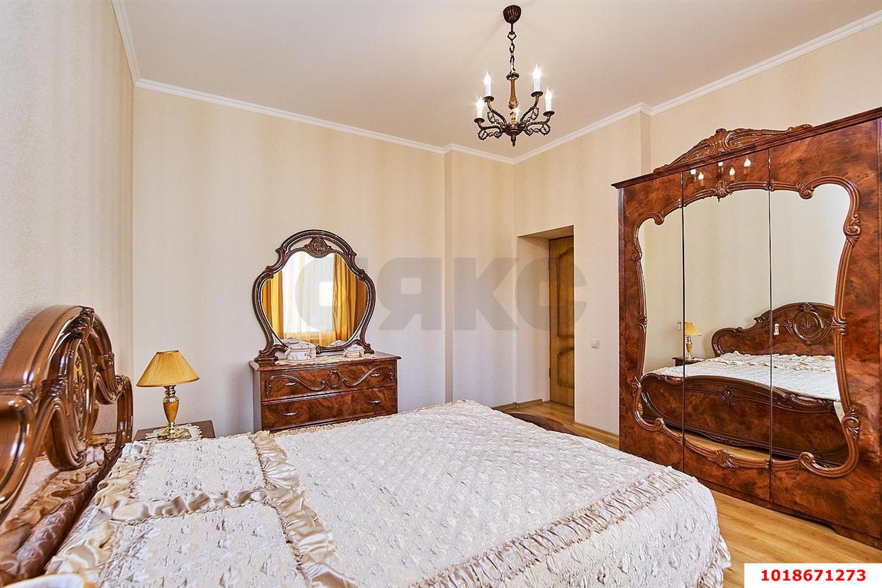 Фото №4: Дом 120&nbsp;м² + 4&nbsp;сот., 2&nbsp;эт. - Краснодар, Западный внутригородской округ, мкр. Центральный, ул. Карасунская, 60