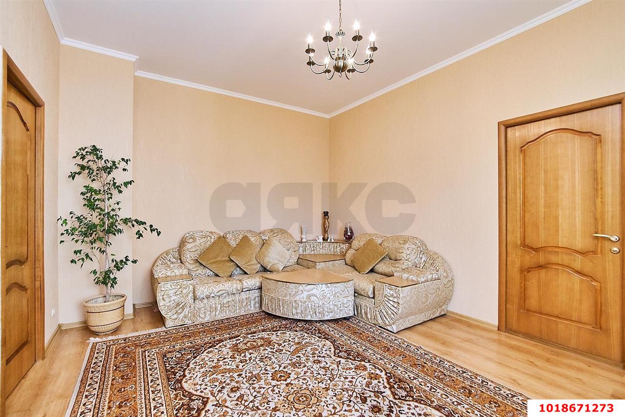 Фото №6: Дом 120&nbsp;м² + 4&nbsp;сот., 2&nbsp;эт. - Краснодар, Западный внутригородской округ, мкр. Центральный, ул. Карасунская, 60