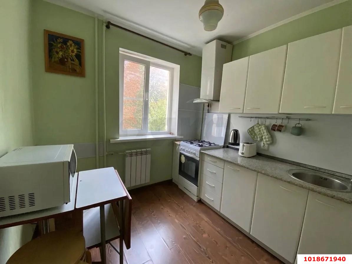 Фото №2: 1-комнатная квартира 32&nbsp;м², 3/5&nbsp;эт. - Краснодар, Западный внутригородской округ, мкр. Фестивальный, ул. имени Тургенева, 122