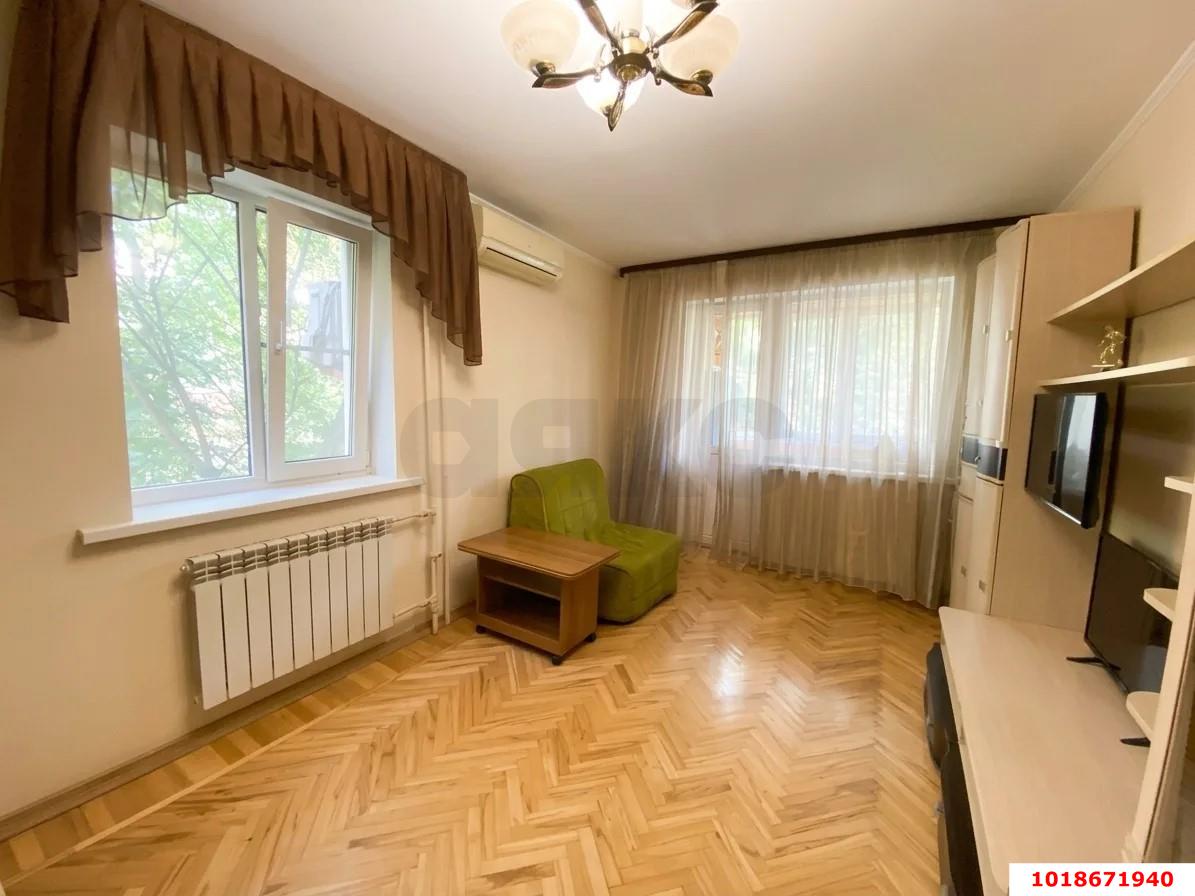 Фото №1: 1-комнатная квартира 32&nbsp;м², 3/5&nbsp;эт. - Краснодар, Западный внутригородской округ, мкр. Фестивальный, ул. имени Тургенева, 122