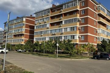 Фото №1: 3-комнатная квартира 64 м², 4/6 эт. - Новая Адыгея, мкр. ЖК Виноград 2, ул. Бжегокайская, 25/1к3
